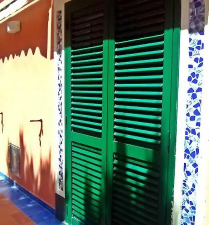 Brezza Di Mare איסקיה